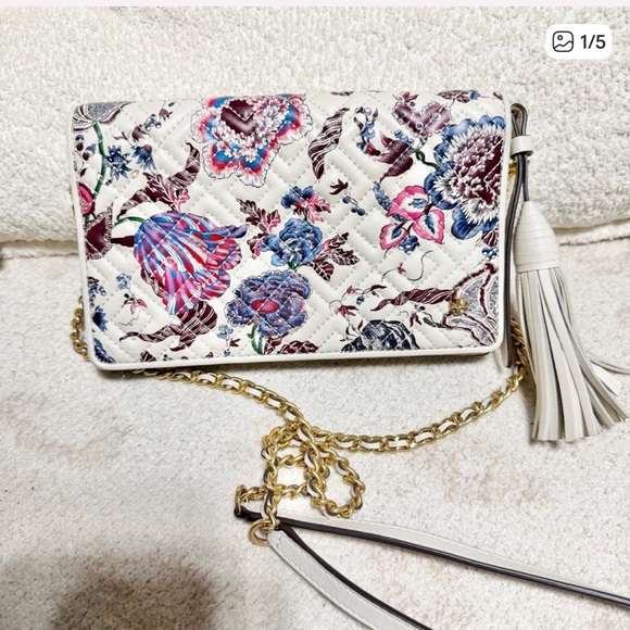 Tory Burch Handbags - Tory Burch Cream Quilted Crossbody with Multicolor Floral Print